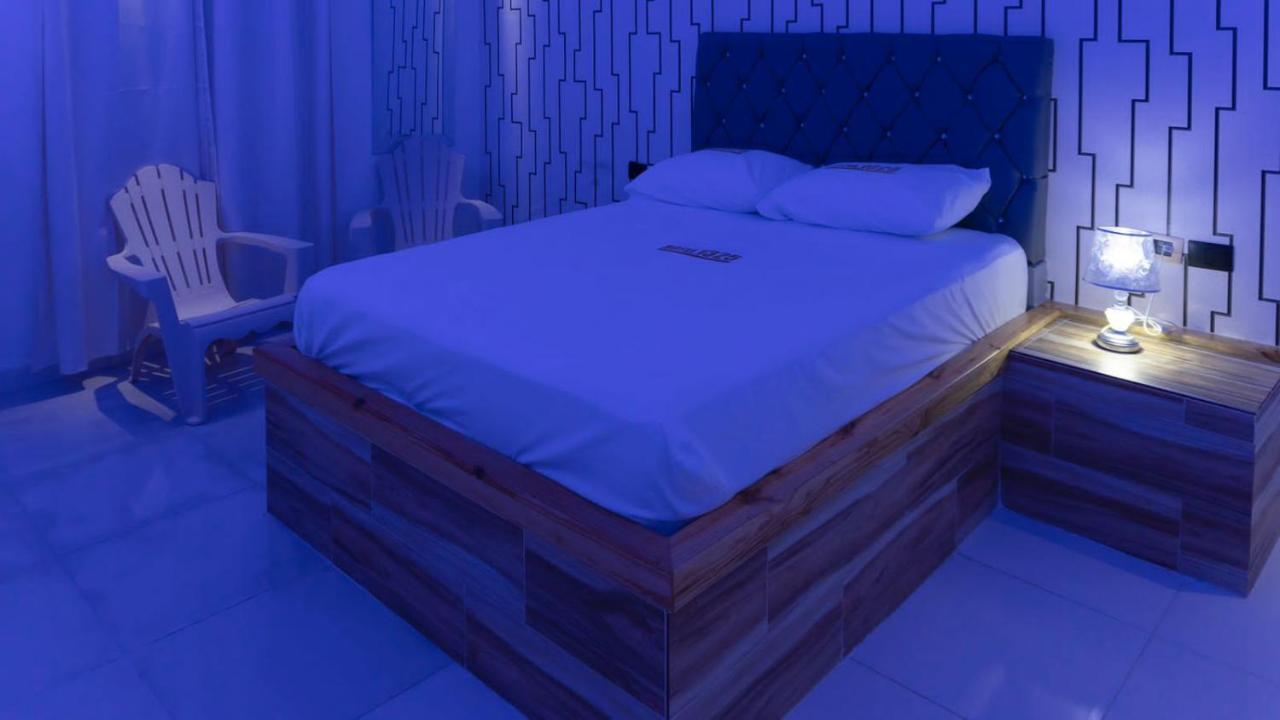 Hotel1325 باني المظهر الخارجي الصورة
