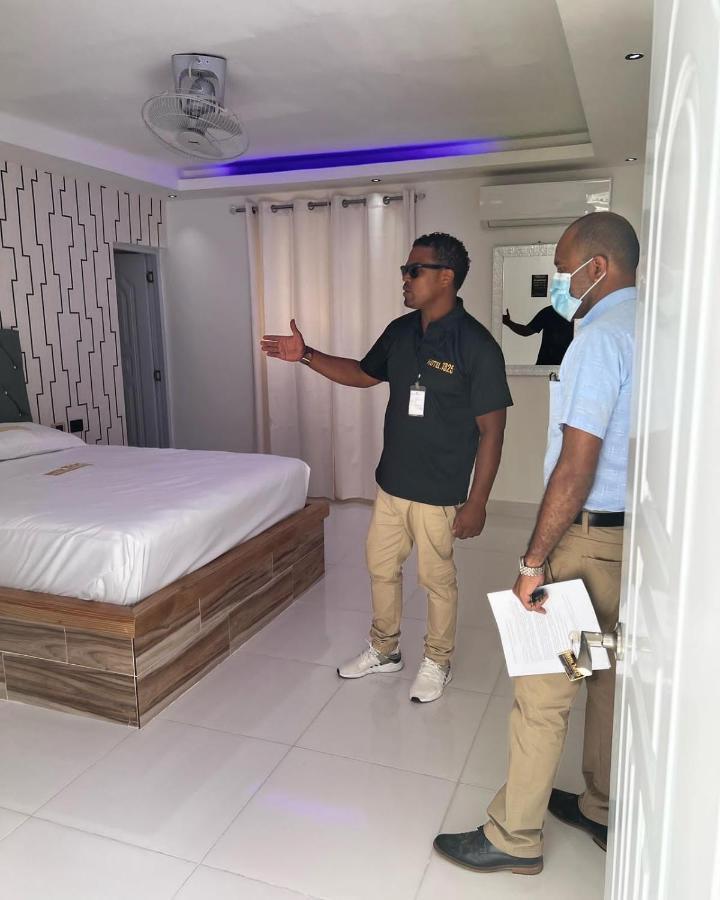 Hotel1325 باني المظهر الخارجي الصورة