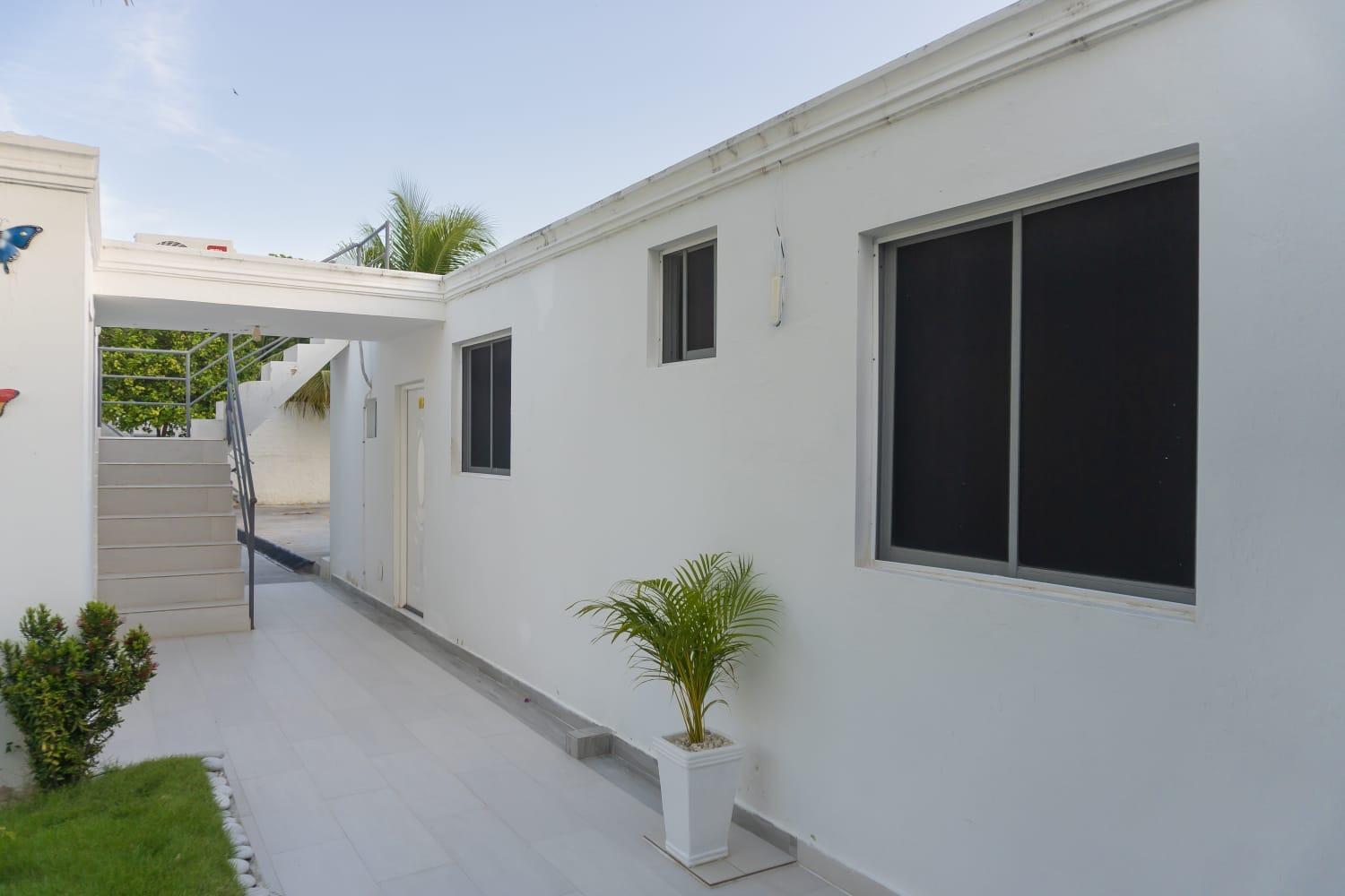Hotel1325 باني المظهر الخارجي الصورة